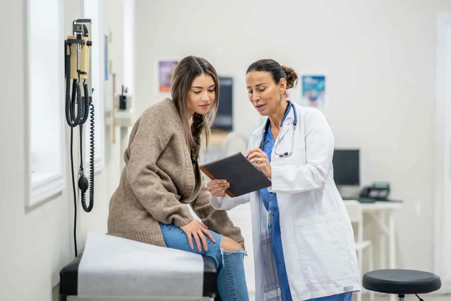 Medical insurance guide for expats in Spain 2026