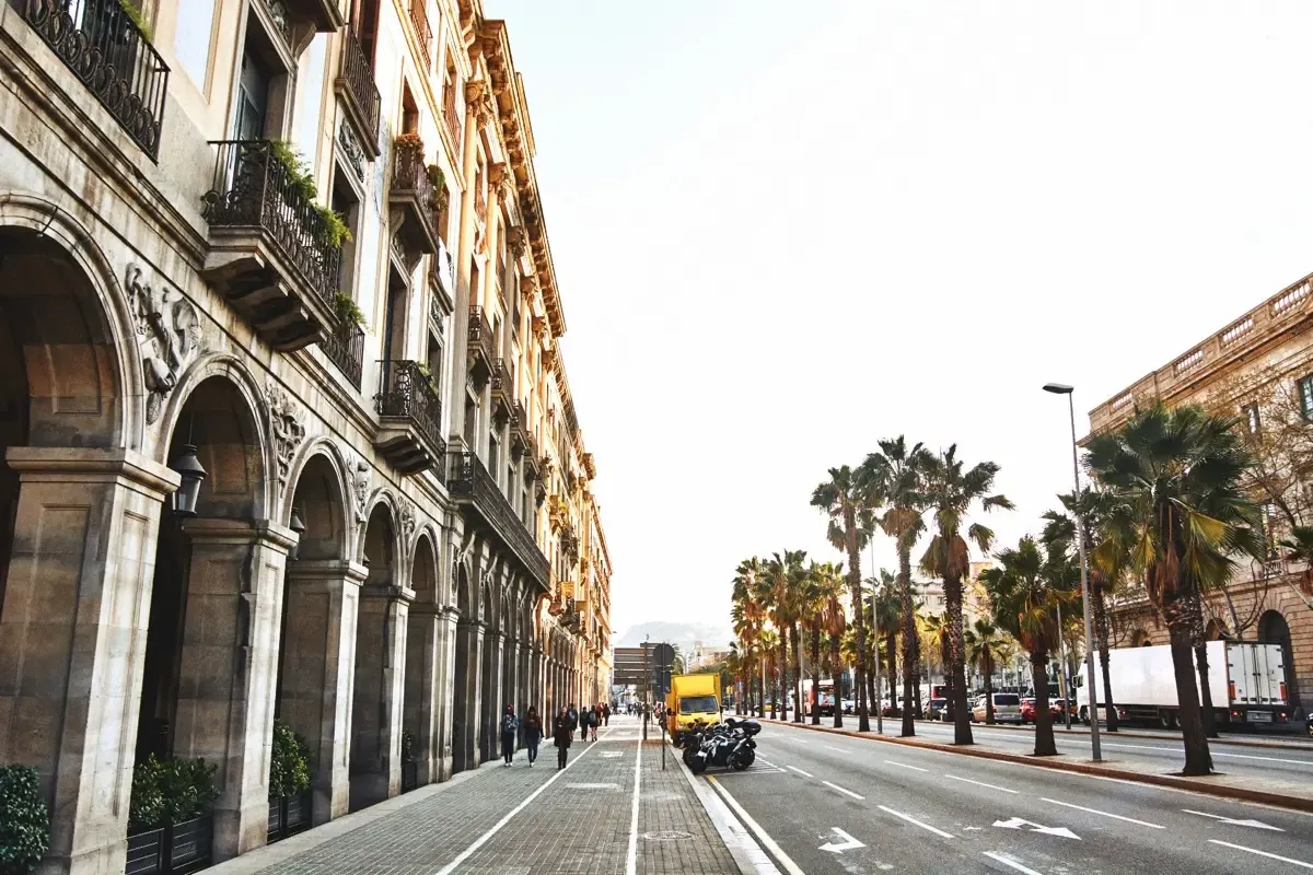 UK registered car insurance in Spain during plate registration