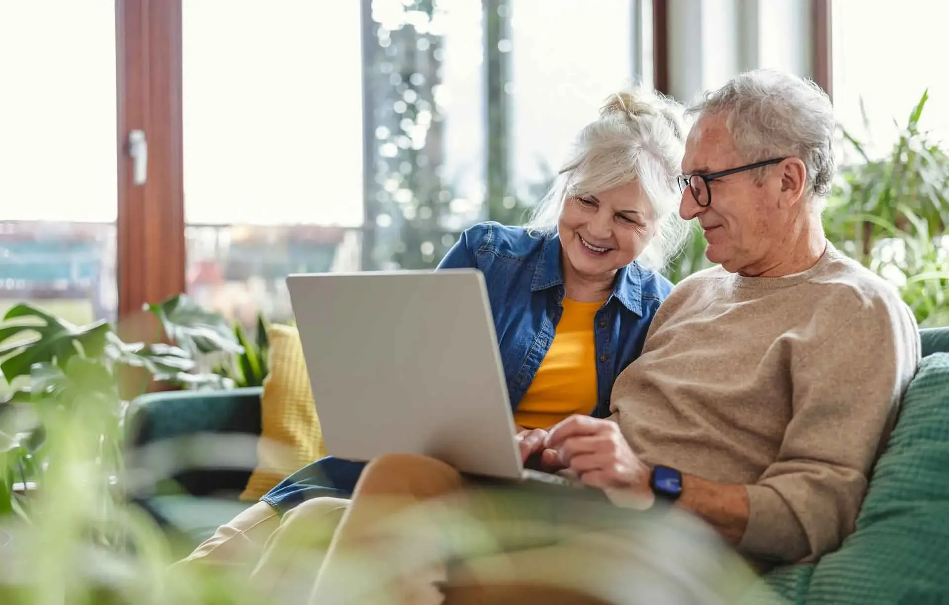 Insurance guide for seniors and retirees in Spain