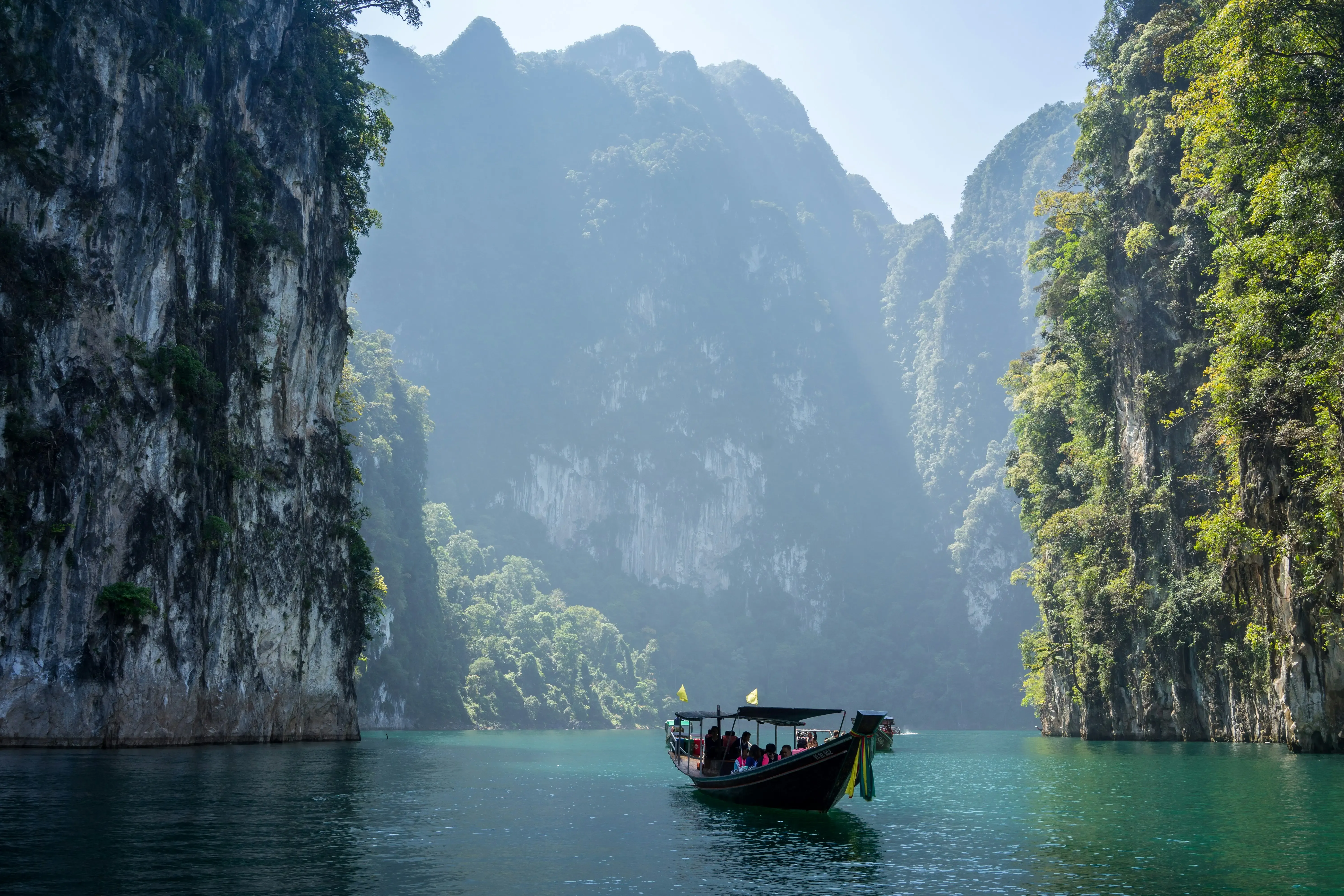 Travel insurance for Thailand - guide for expats in Spain 2026